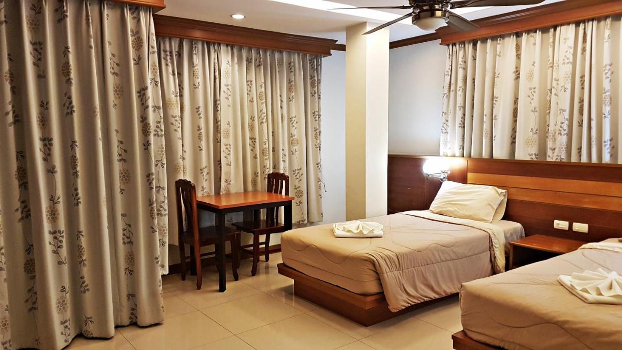 Green Harbor Hotel & Service Apartment Patong Exterior photo