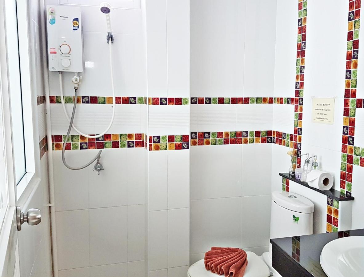 Green Harbor Hotel & Service Apartment Patong Exterior photo