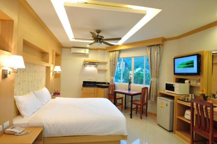 Green Harbor Hotel & Service Apartment Patong Room photo